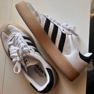 Adidas White & Black Samba Platform Sneakers 8.5 Women’s